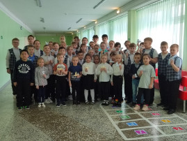 На этой неделе Разговоры о важном посвящёны важной теме для каждого из нас: "Что значит служить Отечеству?" На этой неделе Разговоры о важном посвящёны важной теме для каждого из нас: "Что значит служить Отечеству?".