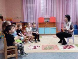 Единый день чтения «Дети -герои на страницах книг» Единый день чтения «Дети -герои на страницах книг».